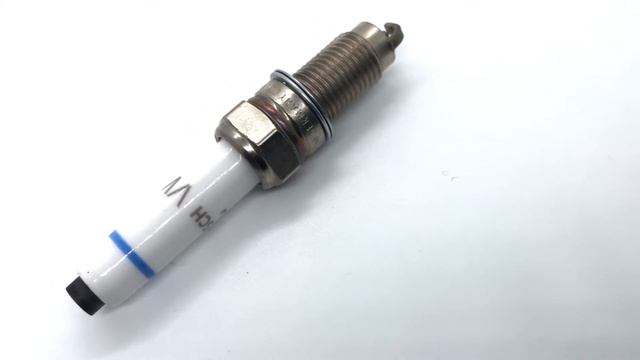 04C905616 - Оригинальные свечи зажигания VAG | Это оригинал смотреть онлайн