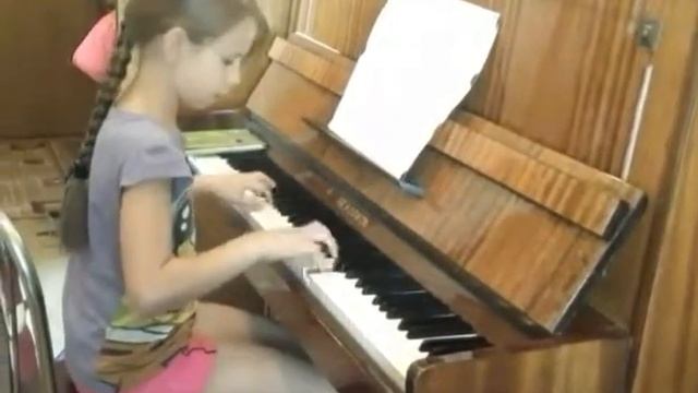 я играю на пионине!!!!!))))) смотреть онлайн
