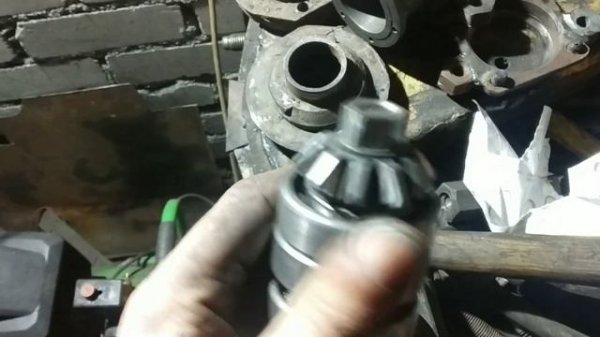 КАК СДЕЛАТЬ УГЛОВОЙ РЕДУКТОР.