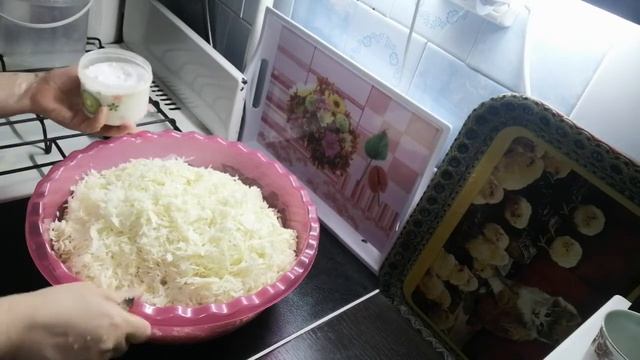 Вкуснейшая квашеная капуста в собственном соку смотреть онлайн