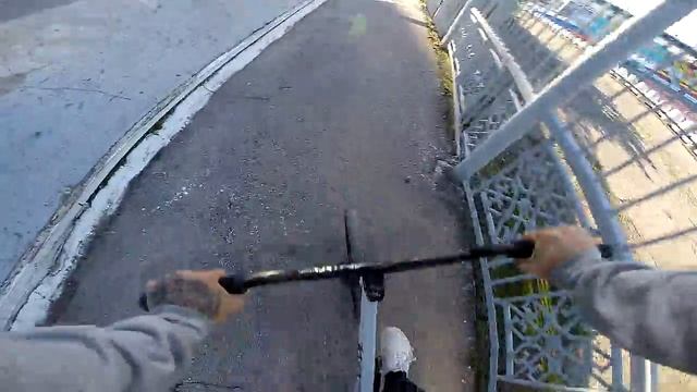 FAM - BMX Riding in CSY смотреть онлайн