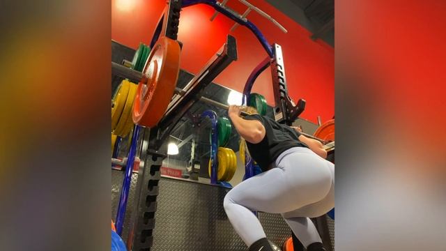 Pin Squats смотреть онлайн