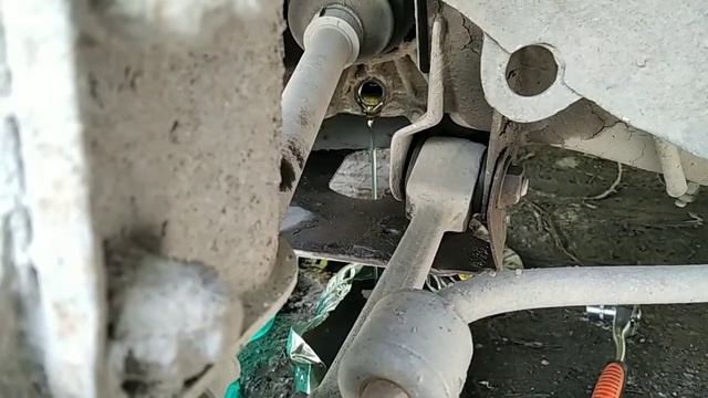 замена масла в КПП ваз 2108-2115(Лада) смотреть онлайн