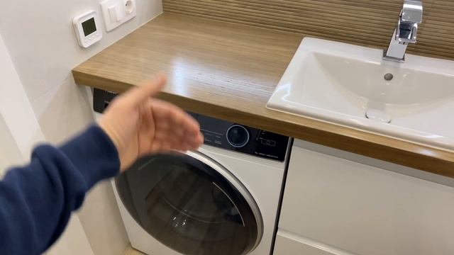 Санузел С ОЧЕНЬ ПРАКТИЧНОЙ КОМПОНОВКОЙ. Стиральная машина под столешницей. Bazilika Group смотреть онлайн
