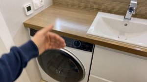 Санузел С ОЧЕНЬ ПРАКТИЧНОЙ  КОМПОНОВКОЙ. Стиральная машина под столешницей. Bazilika Group