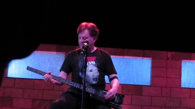 DEVO - I Been Refused - Oakland, CA - 06-28-2014 смотреть онлайн