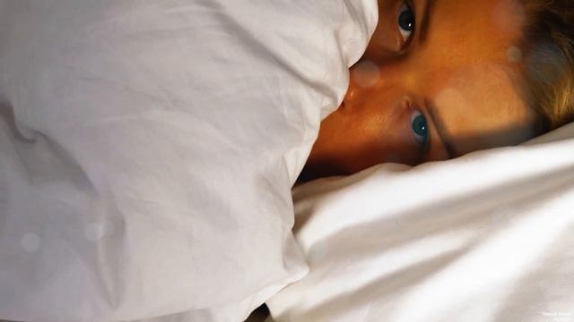 Муж продал дом вместе с женой, а через год встретил ее за рулём и замер… смотреть онлайн