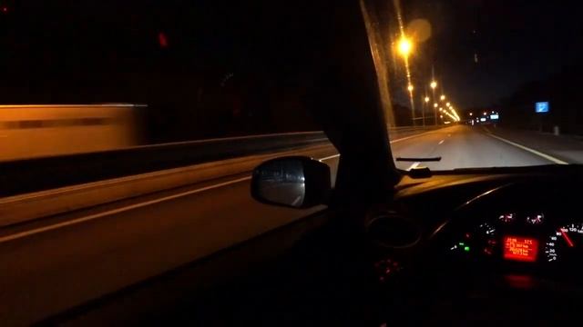 СРАВНИЛ СВОЙ LED СВЕТ НА ТРАССЕ С РАЗНЫМИ АВТО смотреть онлайн