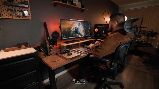 Changing Up My Desk Setup - Flexispot E5 Standing Desk смотреть онлайн