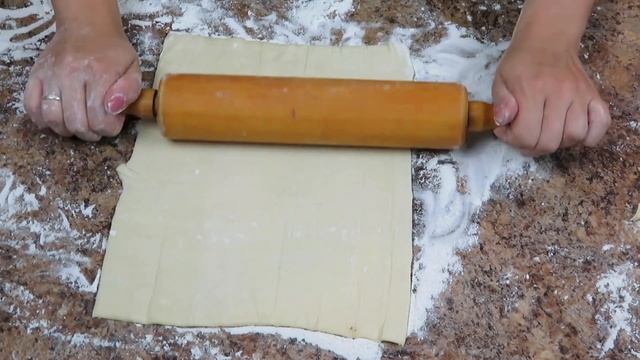 ? Вкусные и Сочные СЛОЙКИ С КУРИЦЕЙ в соусе Бешамель | Что приготовить из готового слоеного теста смотреть онлайн