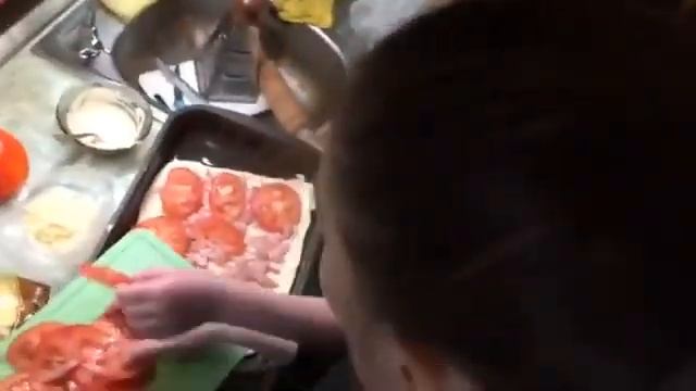 ВЛОГ? ГОТОВИМ ПИЦЦУ/КАТАЕМСЯ НА САМОКАТЕ И ПЕНИ БОРДЕ/ ОЧЕНЬ ДОБРЫЕ ПИТОМЦЫ/MAY2017 смотреть онлайн