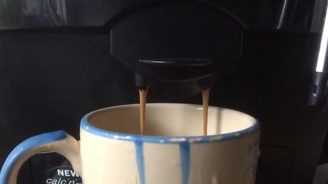 Coffee in slow motion смотреть онлайн