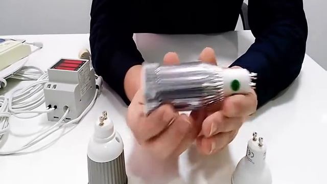 IKNX School. Videotutorial 4. Lamparas led. смотреть онлайн