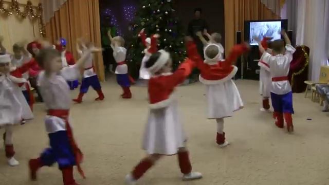 танец зимушка, новый год в садике mpg смотреть онлайн