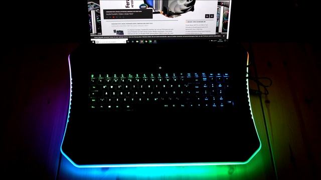 Thermaltake Massive 20 RGB Effekte смотреть онлайн
