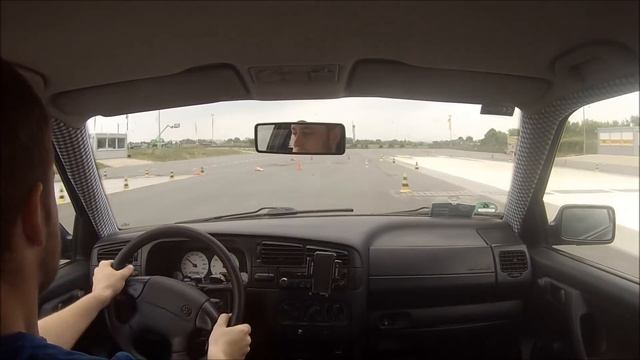 VW Golf 3 2.0 Gti Slalom Kurs 05.2015 смотреть онлайн