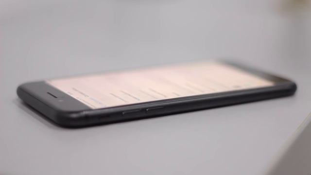 Стоит ли менять iPhone 6 на iPhone 7? Сравнение Айфон 6 и Айфон 7! смотреть онлайн
