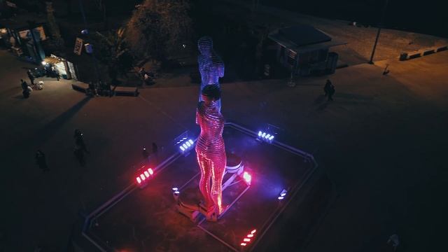 Ali And Nino (Man And Woman) - Moving Statue Of Love In Batumi, Georgia | 4K Drone Video