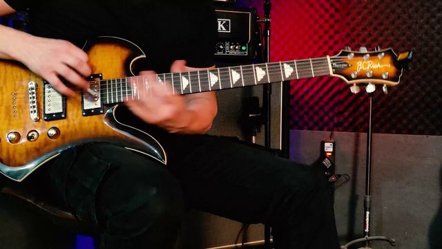 Прокачанный BCRich Mockingbird в Sovtek MIG-50