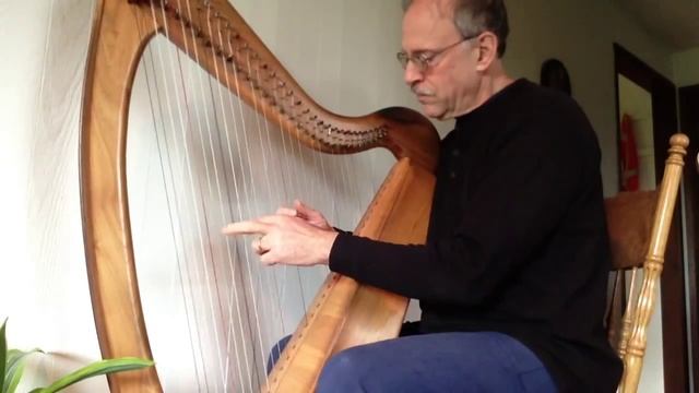 Lydian Mode demonstrated on a Celtic Harp смотреть онлайн