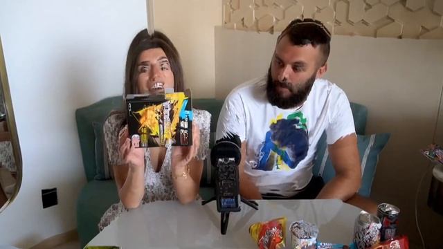 НЕОБЫЧНЫЕ ВКУСНЯШКИ ИЗ ДУБАЯ смотреть онлайн