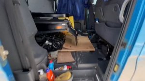 Газель Некст ЦМФ 7 мест , Сняли сидения и Сняли часть перегородки , груз-снегоход к доставке готов