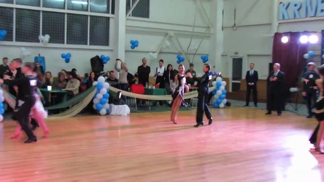 Танцы. Юниоры 2 Д .Krivbass open 17/12/17.самба. смотреть онлайн