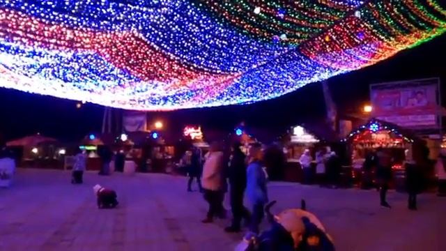 Анапа. Новогодняя Театральная площадь. 25 декабря 2016 г. смотреть онлайн