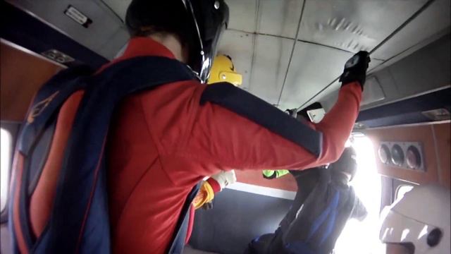 тандем - прыжок с парашютом 4000 метров. смотреть онлайн