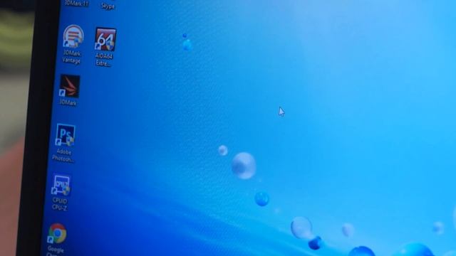 Samsung Series 3 - 370 video review - laptop.bg (English Full HD version) смотреть онлайн