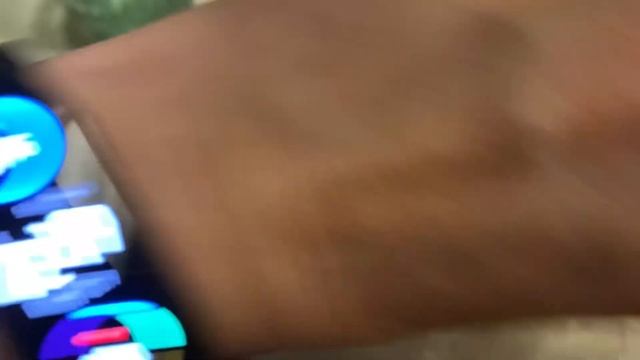 БЕСПЛАТНАЯ еда для беженцев, что внутри? Правда ли, что беженцам дают только просроченную уду? смотреть онлайн