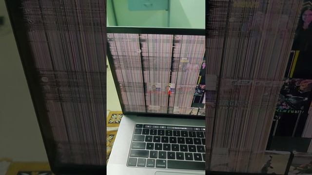 Macbook Pro 16 2019 (A2141) | Display Problem : Works at certain angles when tilted. смотреть онлайн