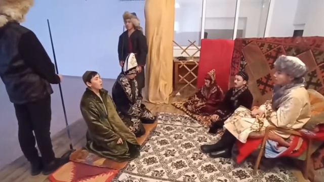 "Қазыбек пен Қоңтажы" шешендік сөзі. Сахналық қойылым смотреть онлайн