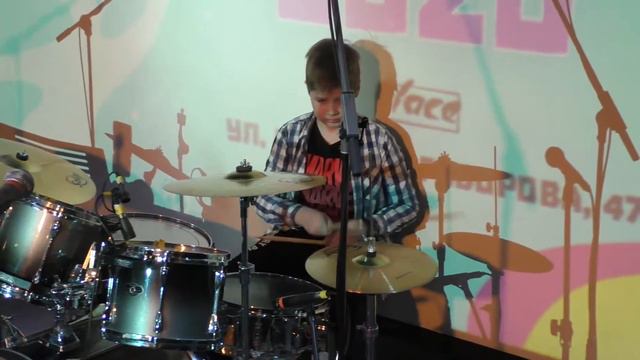 16. Ценёв Артём - Орбит без сахара (гр. "Сплин" cover) смотреть онлайн