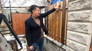 Металлический штакетник обзор (виды, плюсы, способы монтажа и т.д.)