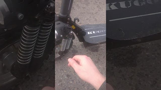 Электросамокат Kugoo M5 ( после пробега 2200 км ! ) смотреть онлайн