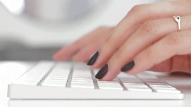 Typescript. Fingers are typing on the keyboard ( Video Background Stock Footage Free ) смотреть онлайн