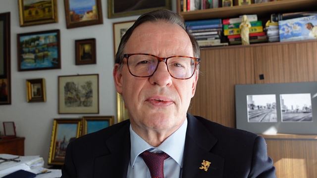 Bätzing will Synodalen Weg aus Rampenlicht holen, Zeit gewinnen - wie reagieren Linkskatholiken? смотреть онлайн