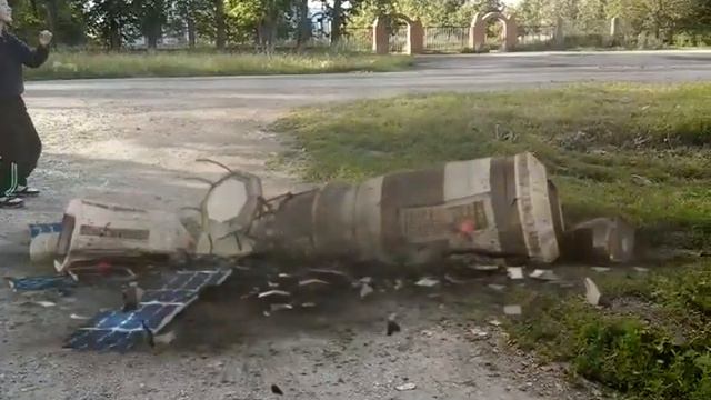 Спутник земли! смотреть онлайн