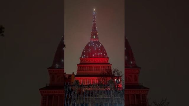 Mole Antonelliana at Night With Christmas Lights - Turin Italy смотреть онлайн