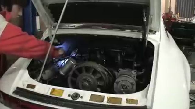 PORSCHE 911 Engine Removal смотреть онлайн