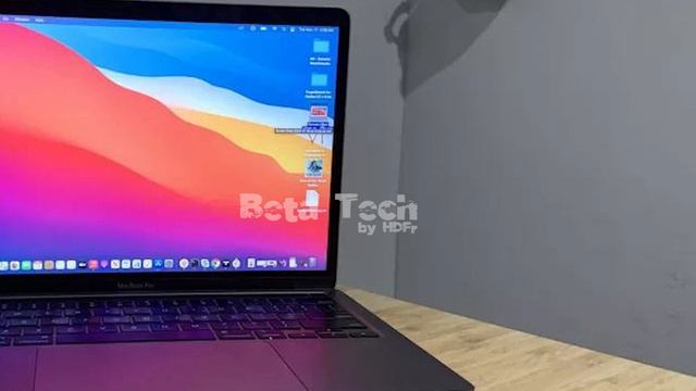 Apple MacBook Pro - Apple MacBook Pro (13-inch, M2, 2022) review #BetaTech смотреть онлайн