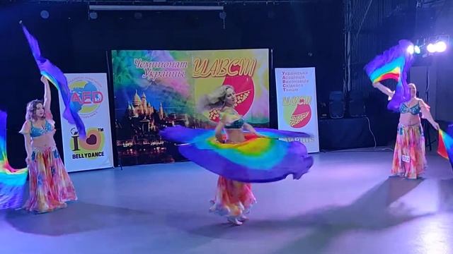 Восточный танец с флагами. Танец живота. Belly dance. Dance with flags смотреть онлайн
