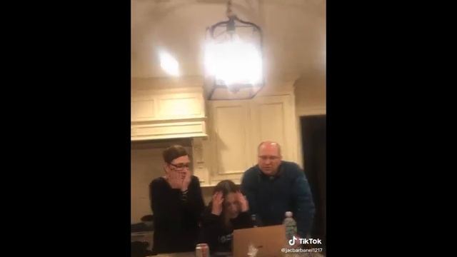 (EMOTIONAL) College acceptance/rejection TikTok Compilation смотреть онлайн