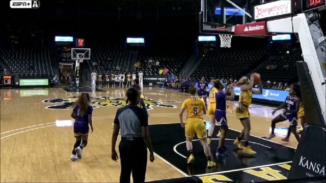 5'4 FRESHMAN Zy'Nyia White Isn't Afraid Of 6'2 Colbert Swinging Elbow, Alcorn State vs Wichita Stat смотреть онлайн