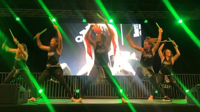 Join the LOUDEST Fitness Family In the World | The Rockout Workout | POUND Rockout. Workout. смотреть онлайн