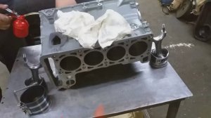 Сборка двигателя Шевроле нива 21213 из новых запчастей