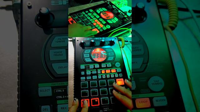 Roland SP404A BoomBap