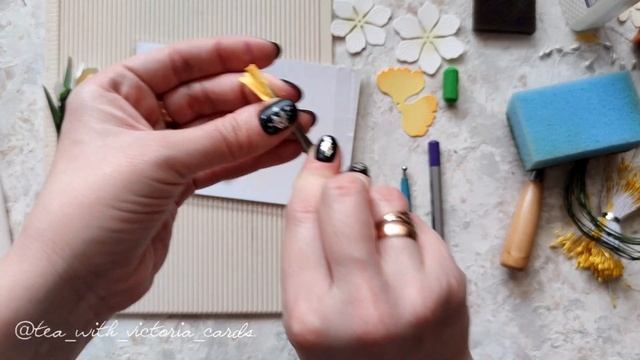 Нарциссы, крокусы, цветы ясколки. Весенние цветы из бумаги с ножами для вырубки AgiArt смотреть онлайн