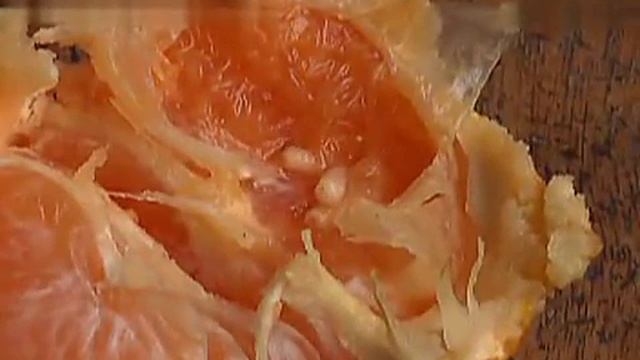 Черви в апельсине смотреть онлайн
